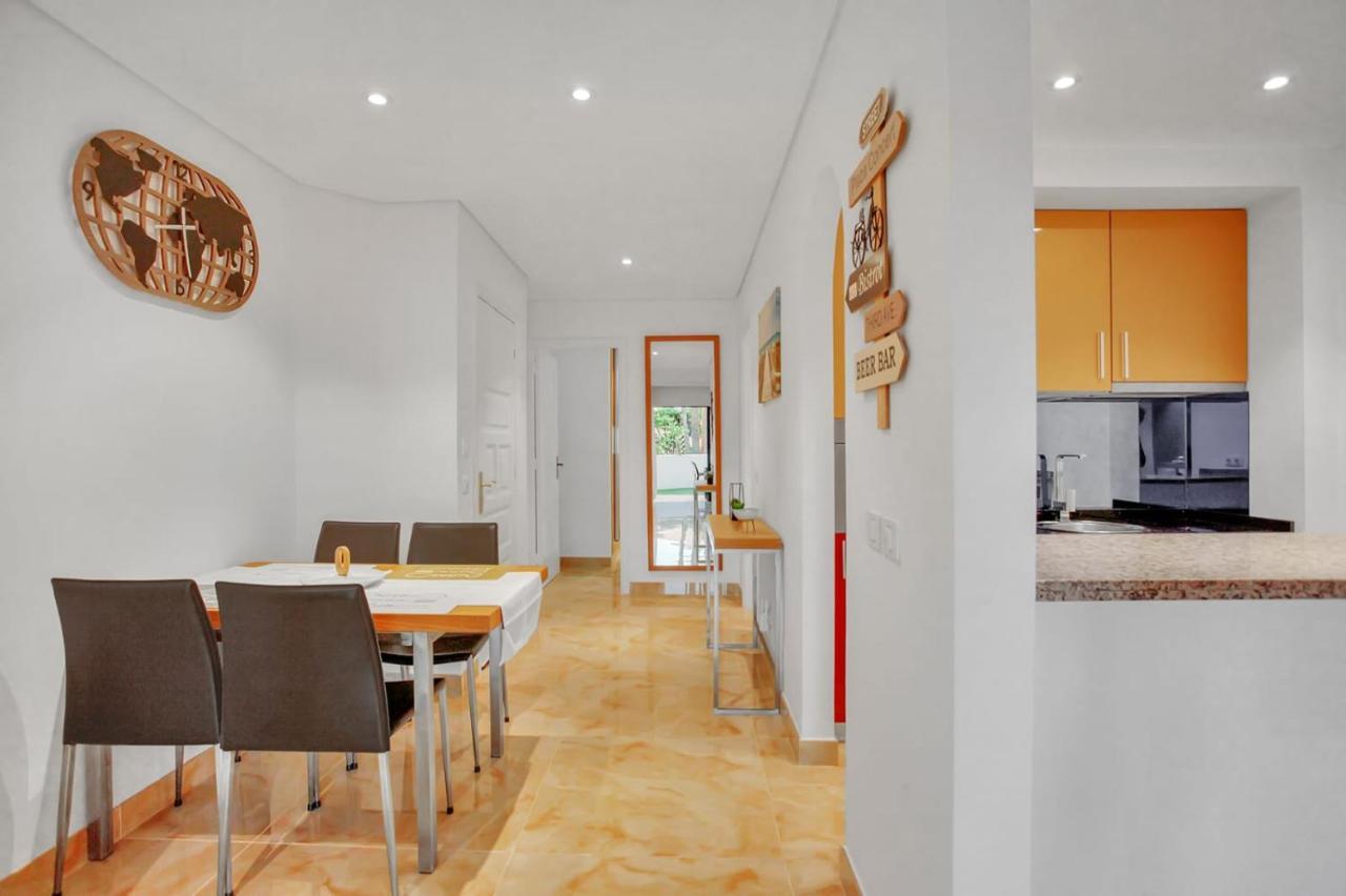 Apartment In Albatros Complex "Albaroa" Σαν Μιγκέλ ντε Αμπόνα Εξωτερικό φωτογραφία